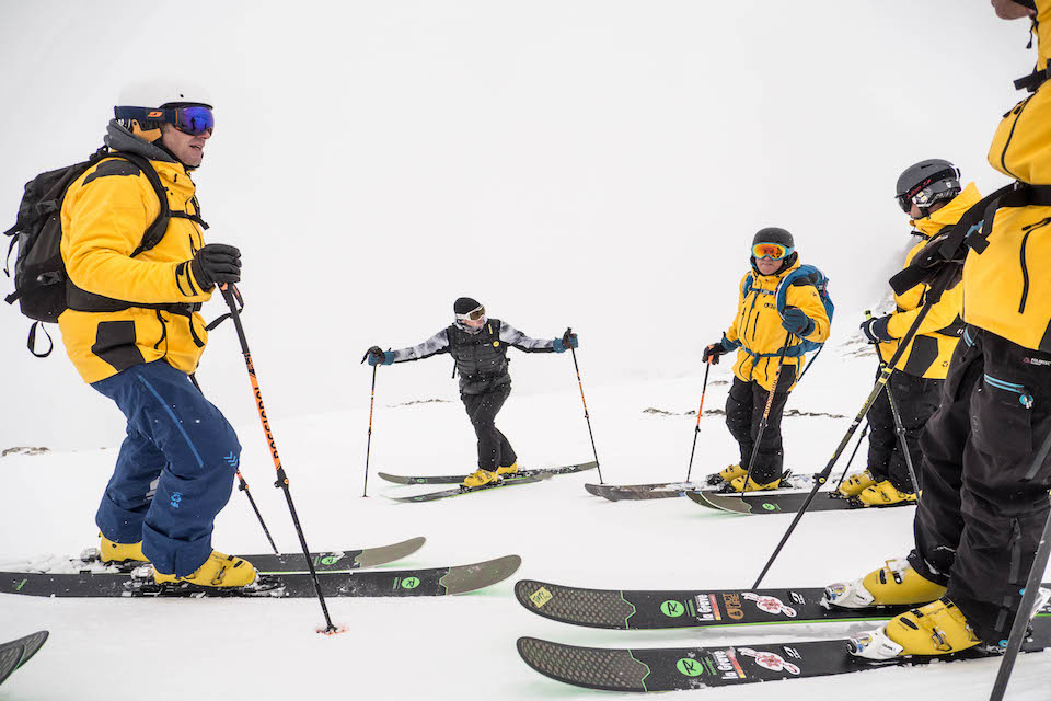  L'équipe des guides Snowlegend reconnaissent de nouveaux itinéraires hors-pistes à La Grave - La Meije !