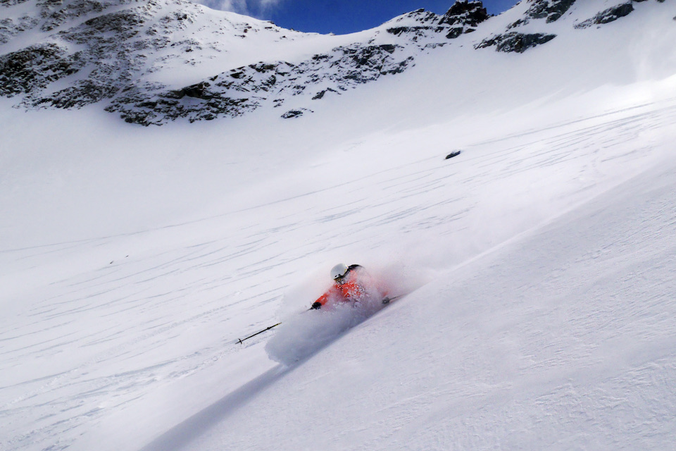  Snowlegend freeride guide La Grave offre la location des skis, snowboard pour les jeunes ! 